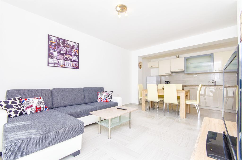 פודסטראנה Apartment Darko מראה חיצוני תמונה
