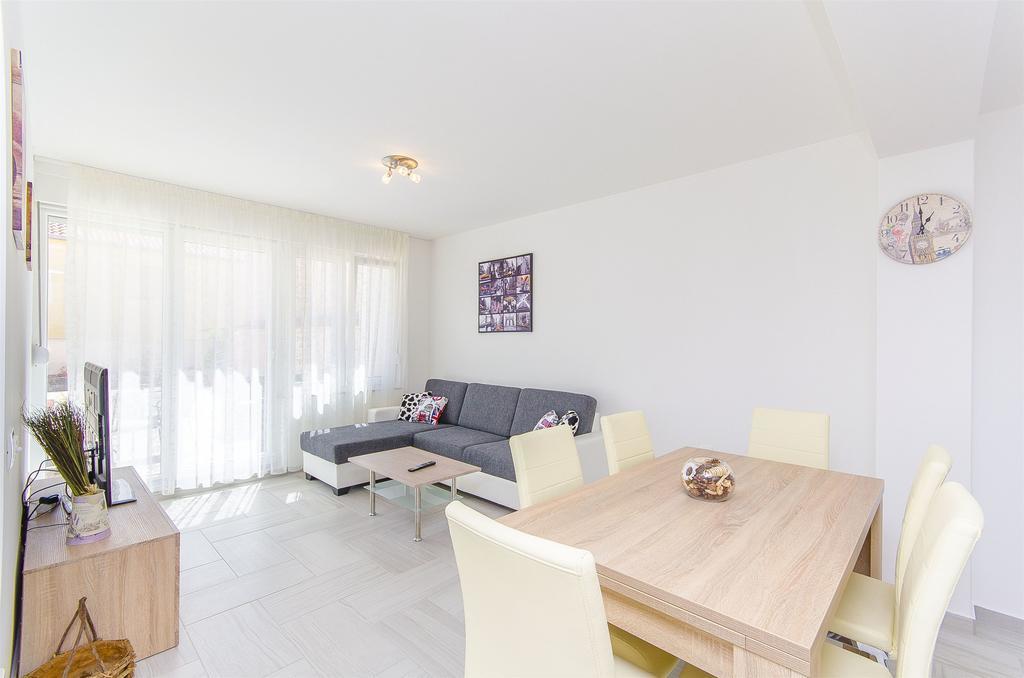 פודסטראנה Apartment Darko מראה חיצוני תמונה