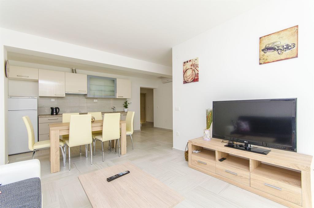 פודסטראנה Apartment Darko מראה חיצוני תמונה